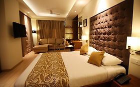 Hotel Always Riverview Ahmedabad